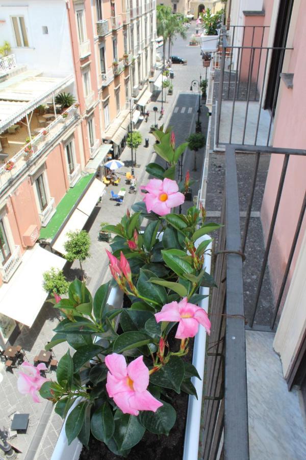 Bed and Breakfast Margio House à Sorrente Extérieur photo